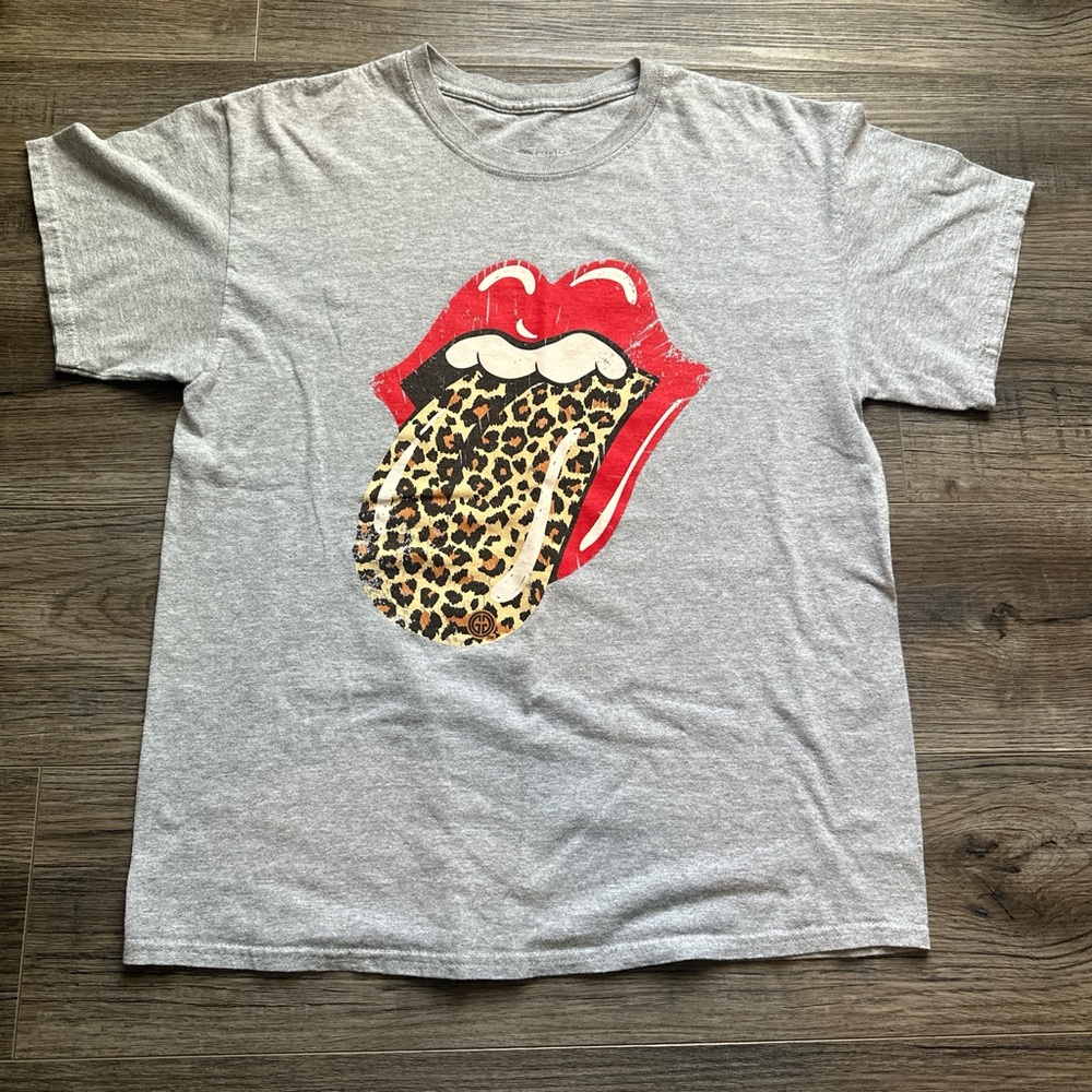 Rolling stone tee